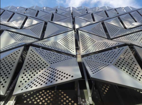 鋁格柵吊頂燈生態(tài)綠道鋁格板 鋁格柵吊頂燈|生態(tài)綠道鋁格板